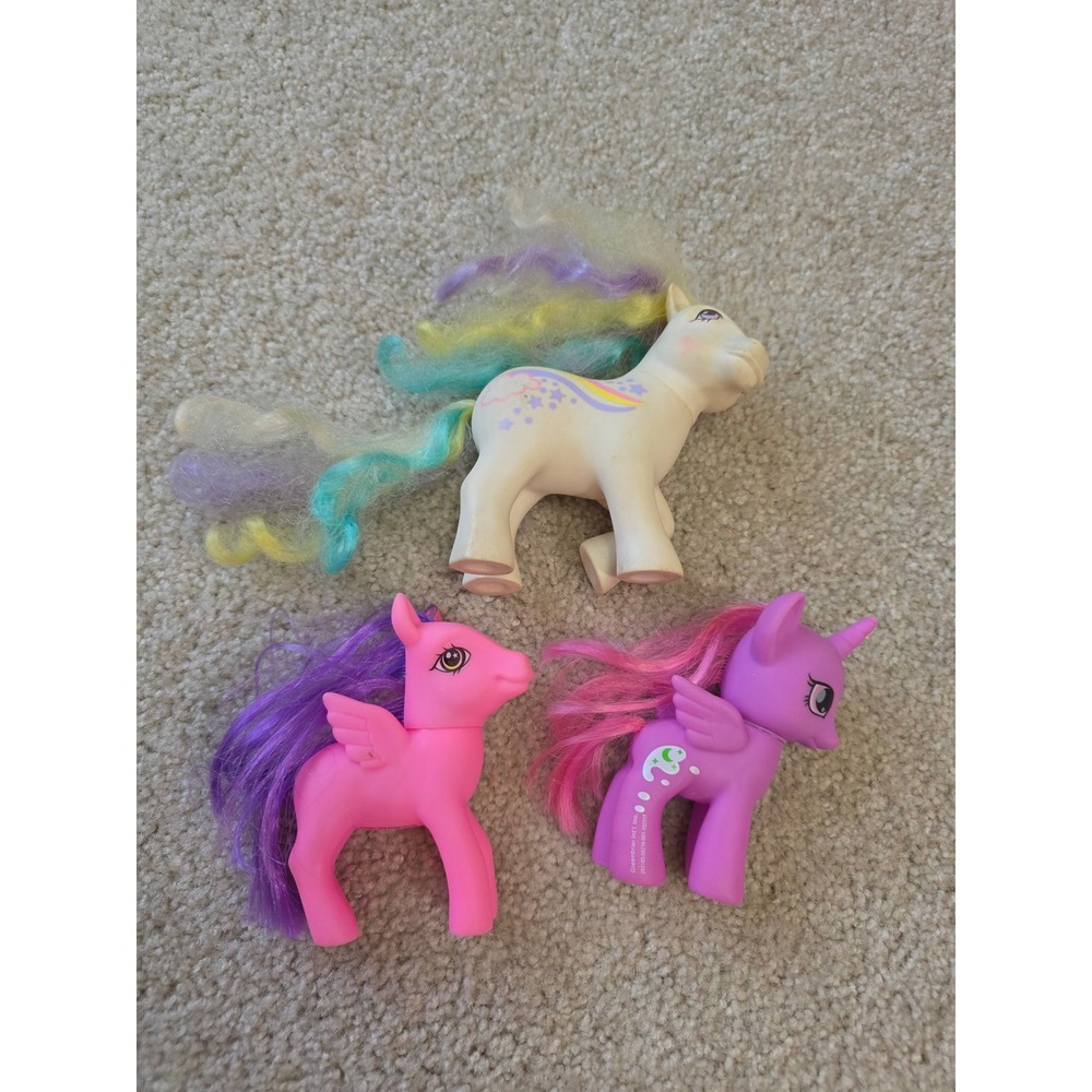 Lot of 3 Pony Figures Cream Rainbow Pink Pegasus Purple Alicorn Toys